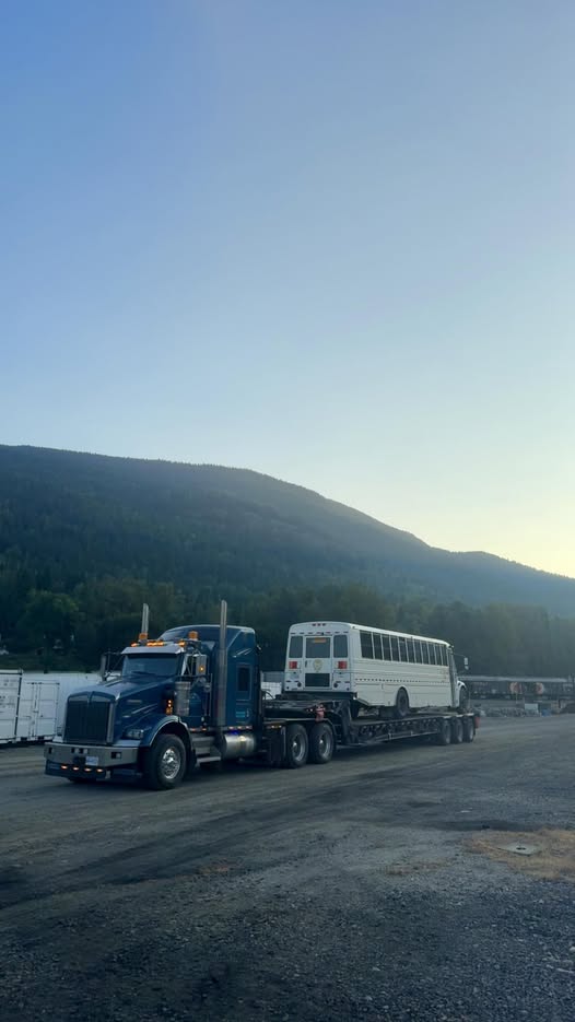 Morning sunrise haul to Golden, BC